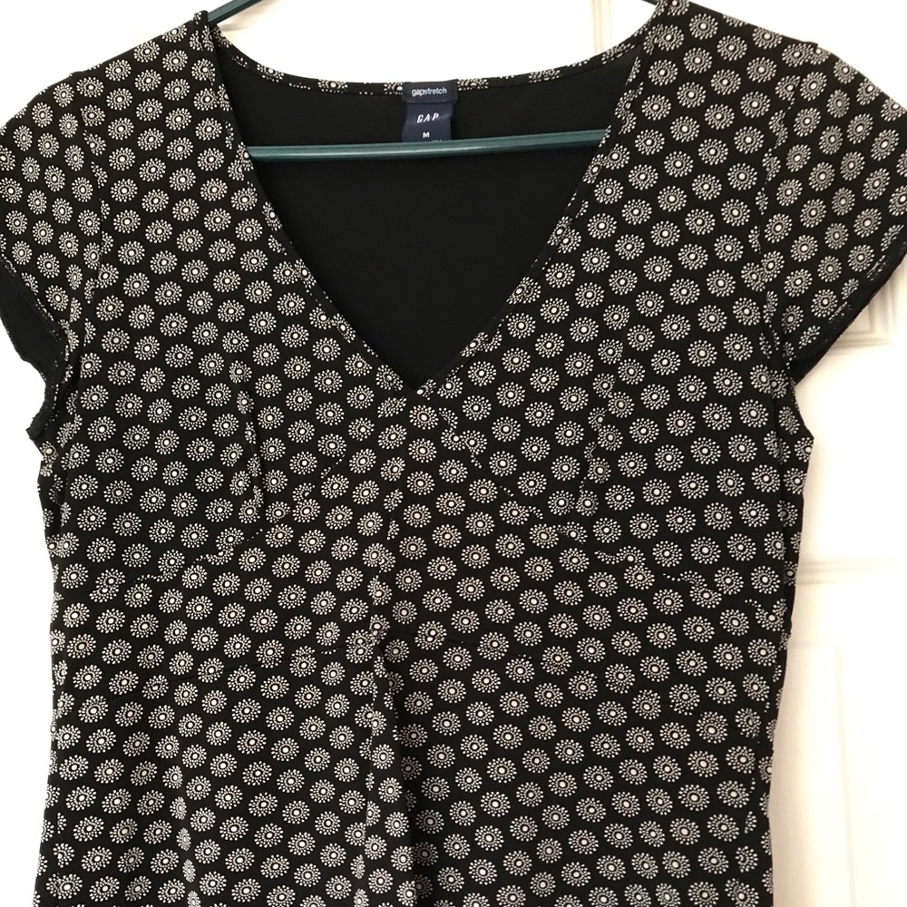 Short sleeve dress top